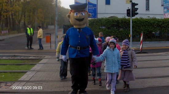 Nauka bezpieczeństwa z Wartusiem.