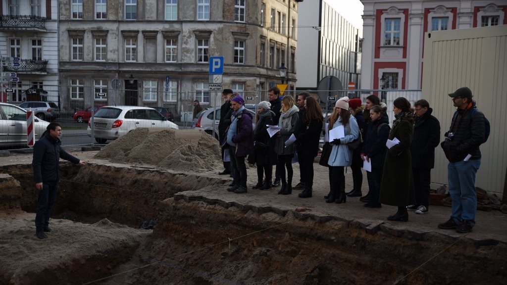 Warsztaty HISTORIA PLACU Z KOLGIATĄ W TLE! Foto: by Jędrzej Franek