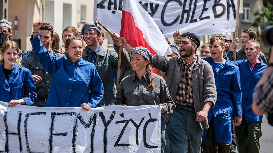 Pochód z hasłem "Żądamy chleba"