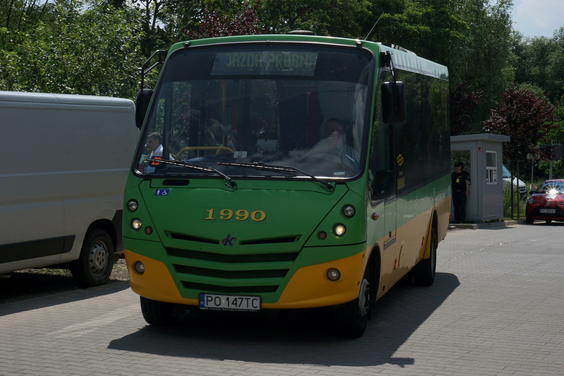 Od września uruchomiona zostanie nowa linia autobusowa nr 121 jadąca z Ogrodów na osiedle Lotników Wielkopolskich - grafika artykułu