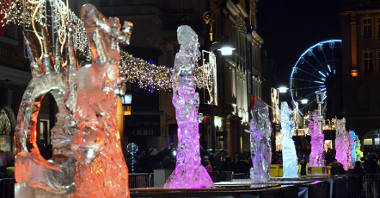 W weekend stolica Wielkopolski znów stanie się areną zmagań rzeźbiarzy w lodzie - wszystko w ramach Poznań Ice Festival