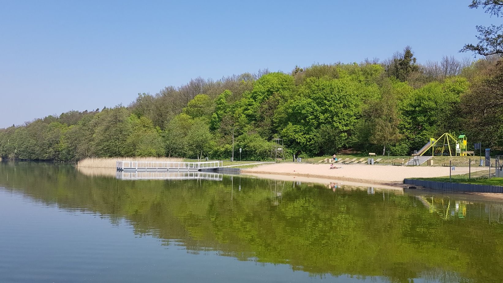 Jezioro Kierskie - Plaża Smocza (Krzyżowniki)/ zdjęcie archiwalne