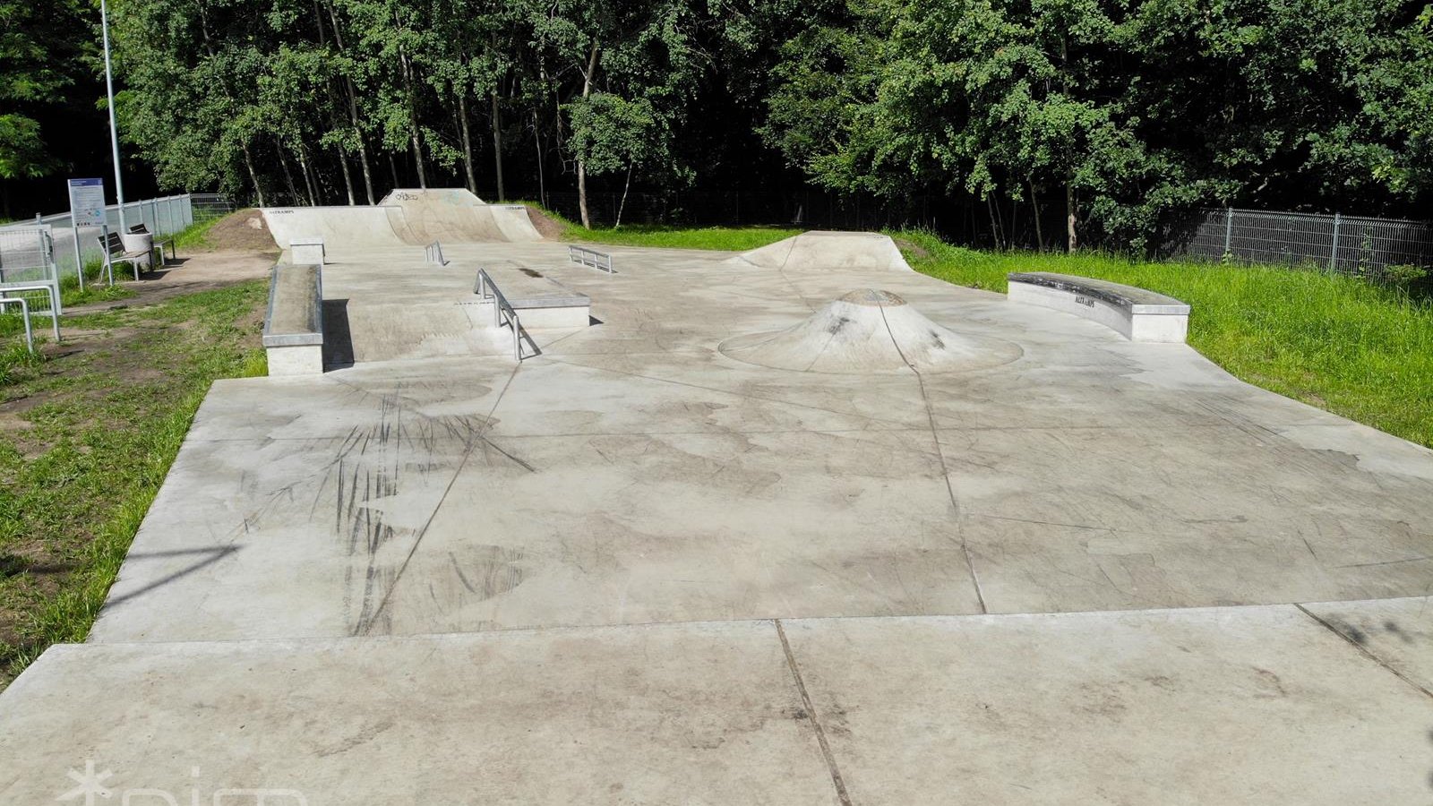 Nowa atrakcja dla aktywnych - Skatepark Rampa Malty przy ul. Szpaków fot. ZDM