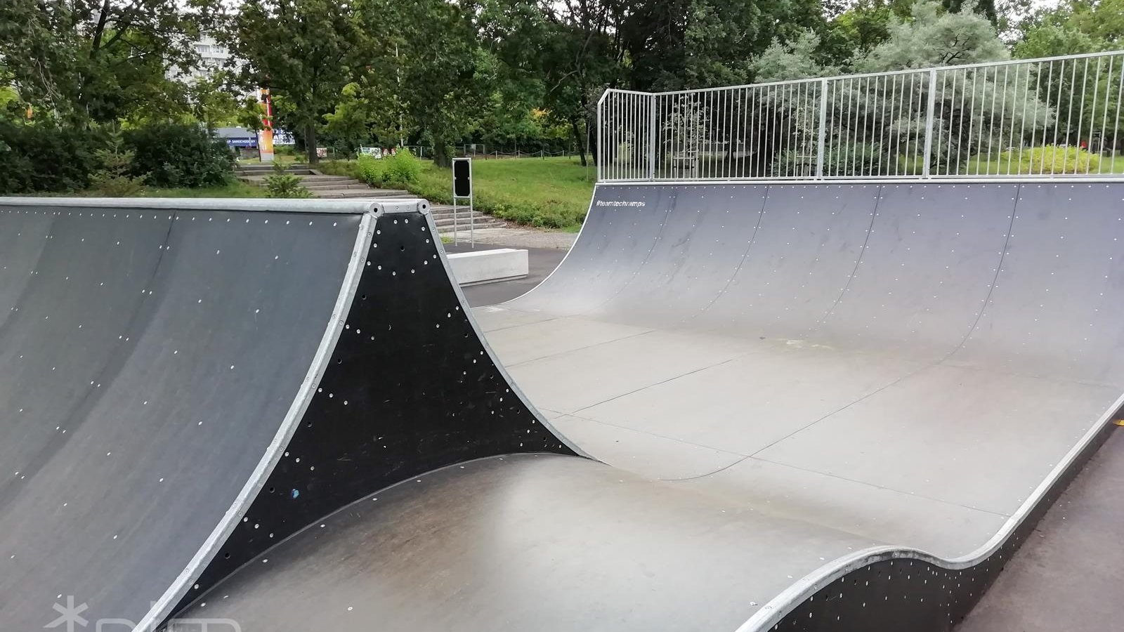 Nowa atrakcja dla aktywnych - Skatepark na os. Tysiąclecia fot. ZDM