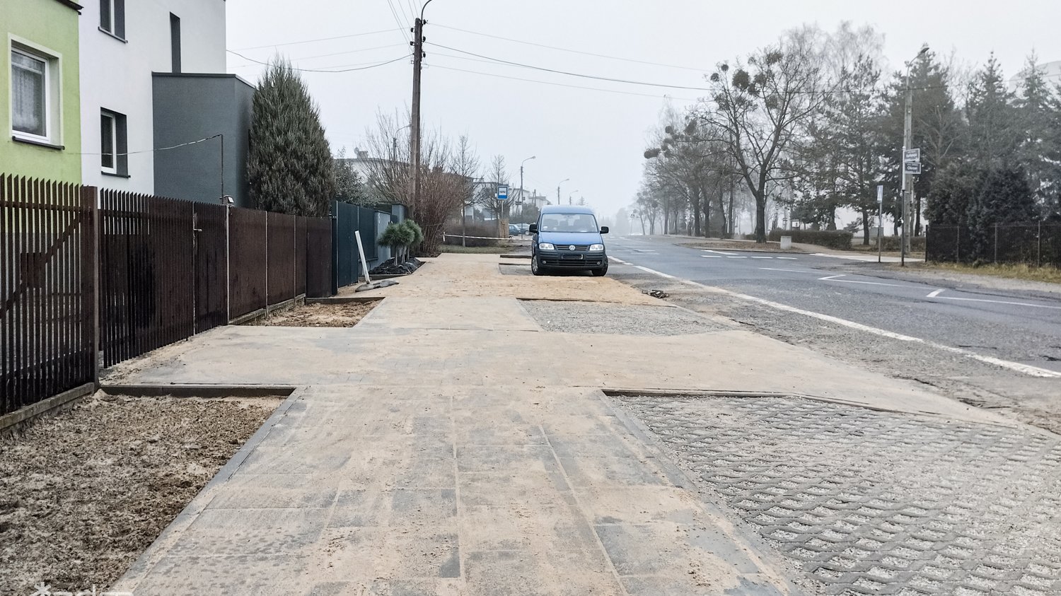 Galeria zdjęć nowego chodnika przy ul. Kołłątaja