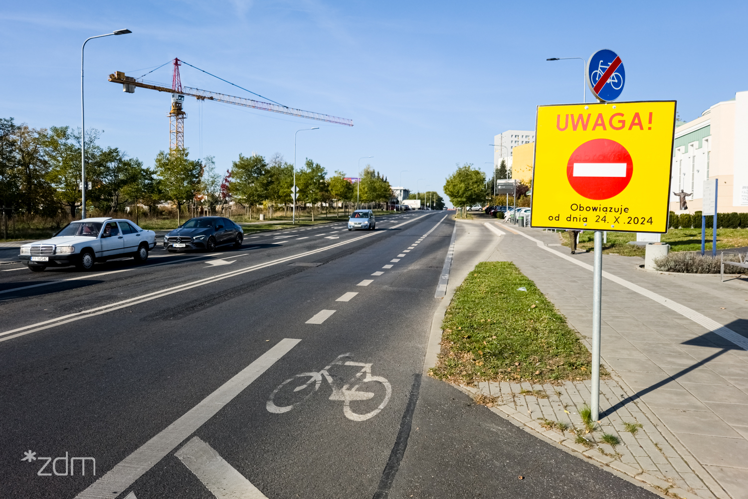 Galeria zdjęć ul. Słowiańskiej ze zniszczoną nawierzchnią - grafika artykułu