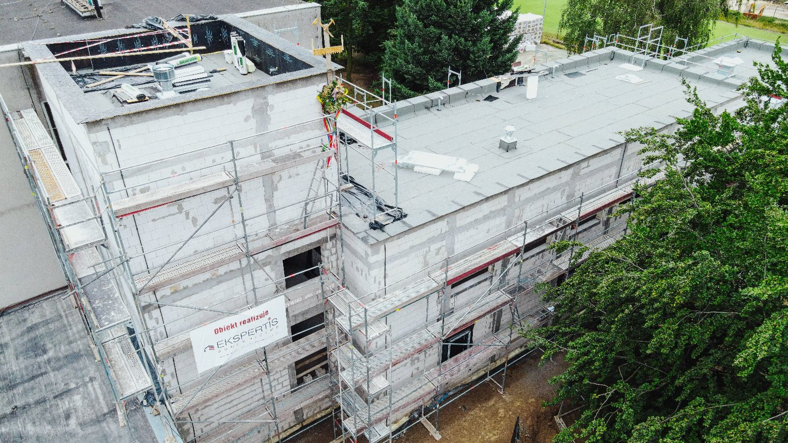 Galeria z briefiengu na budowie Branżowego Centrum Umiejętności w dziedzinie piekarstwa