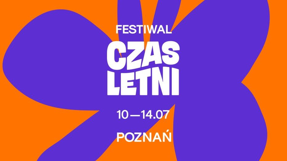 Pomarańczowo-niebieski plakat festiwalu z białymi napisami.