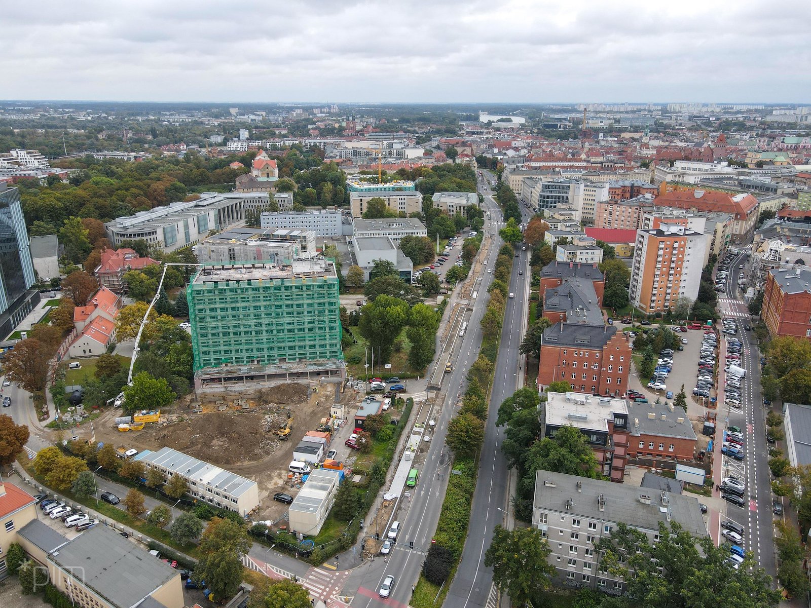 Widok na ul. Solną podczas budowy drogi rowerowej - grafika artykułu