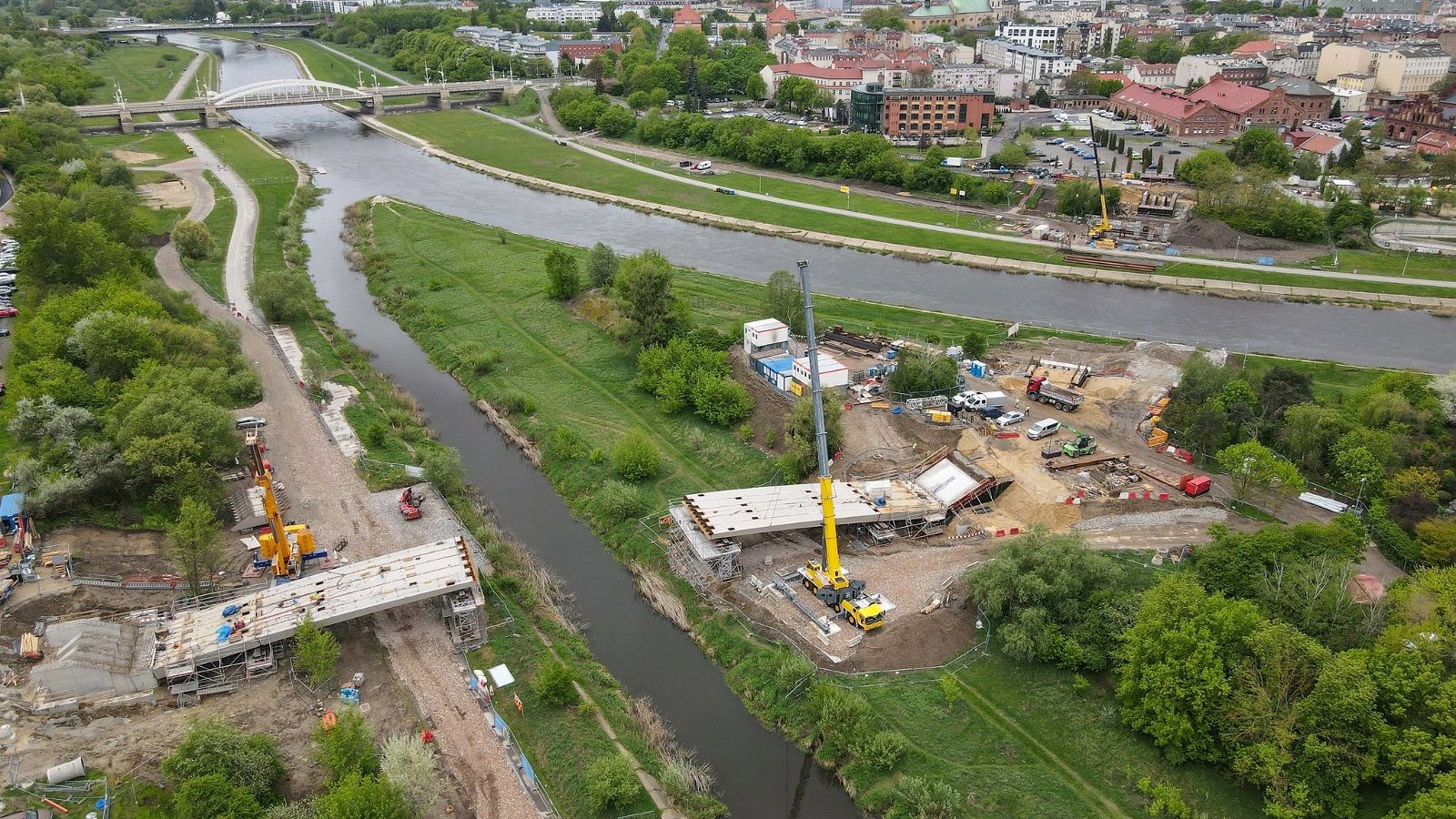 Galeria zdjęć z budowy mostów Berdychowskich