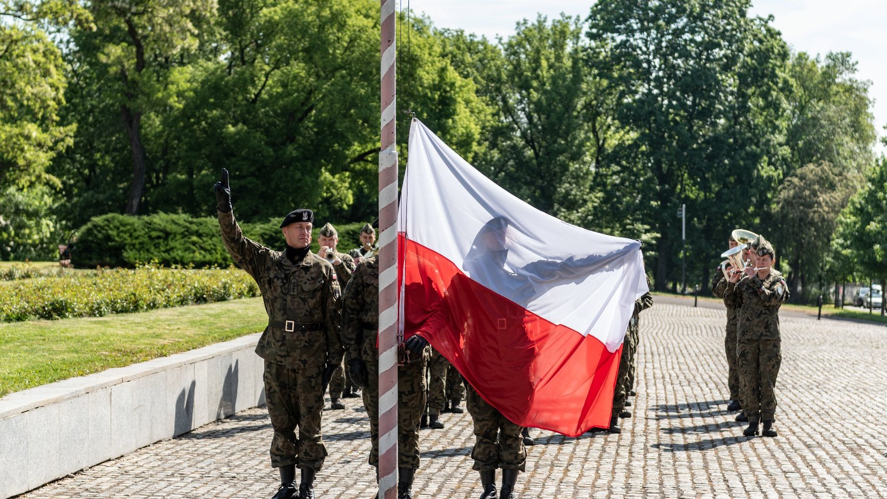 Galeria zdjęć przedstawia obchody rocznicy zakończenia II wojny światowej