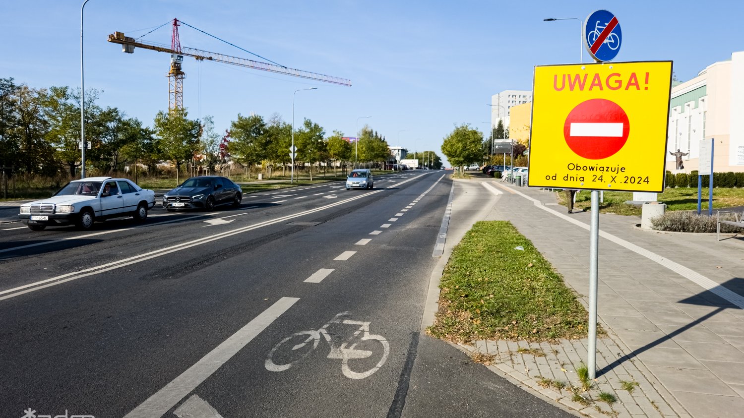 Galeria zdjęć ul. Słowiańskiej ze zniszczoną nawierzchnią