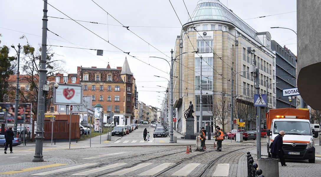 Nowy łuk dla tramwajów na pl. Wiosny Ludów - grafika artykułu