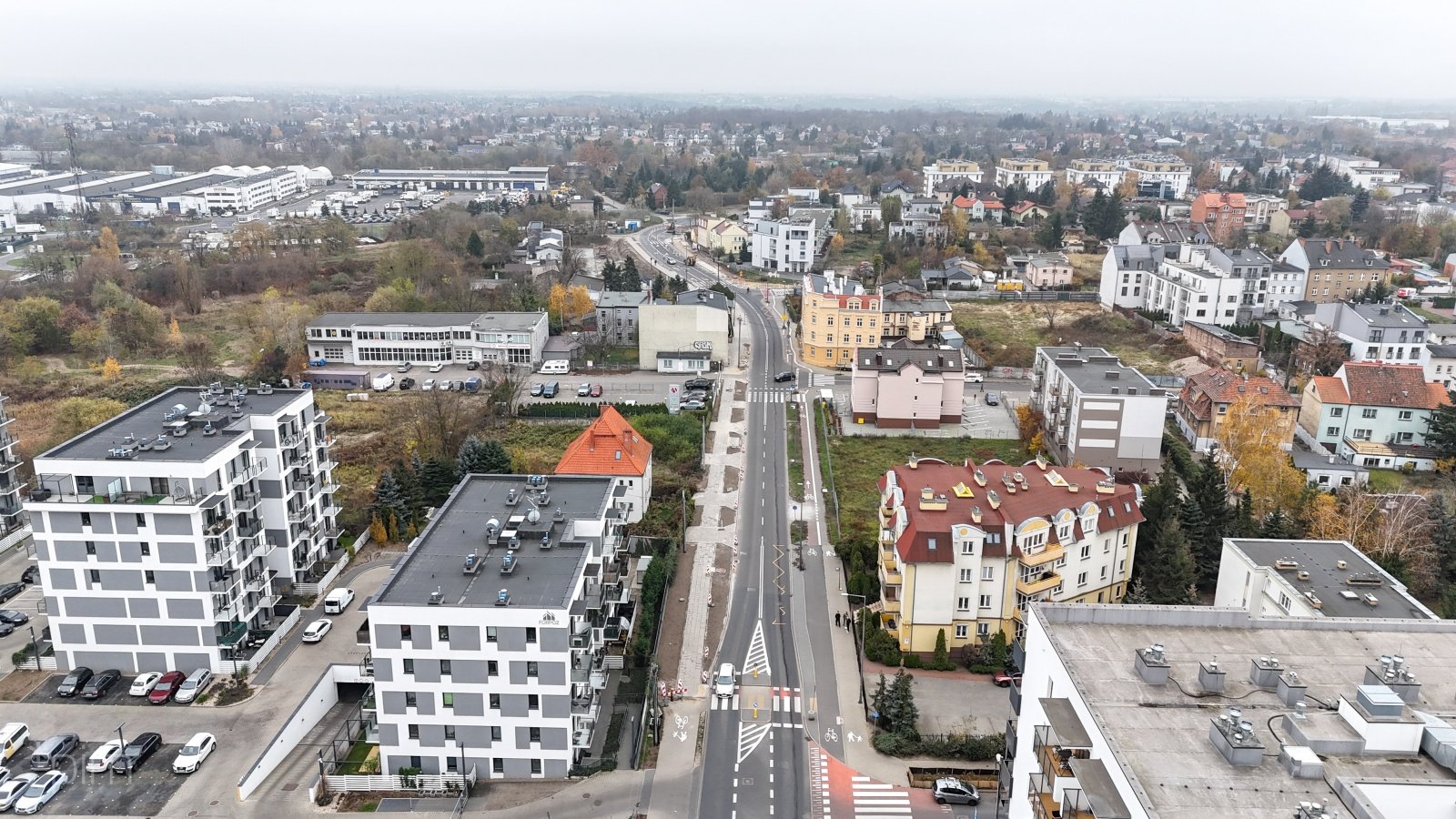 Widok z lotu ptaka na ul. Dmowskiego