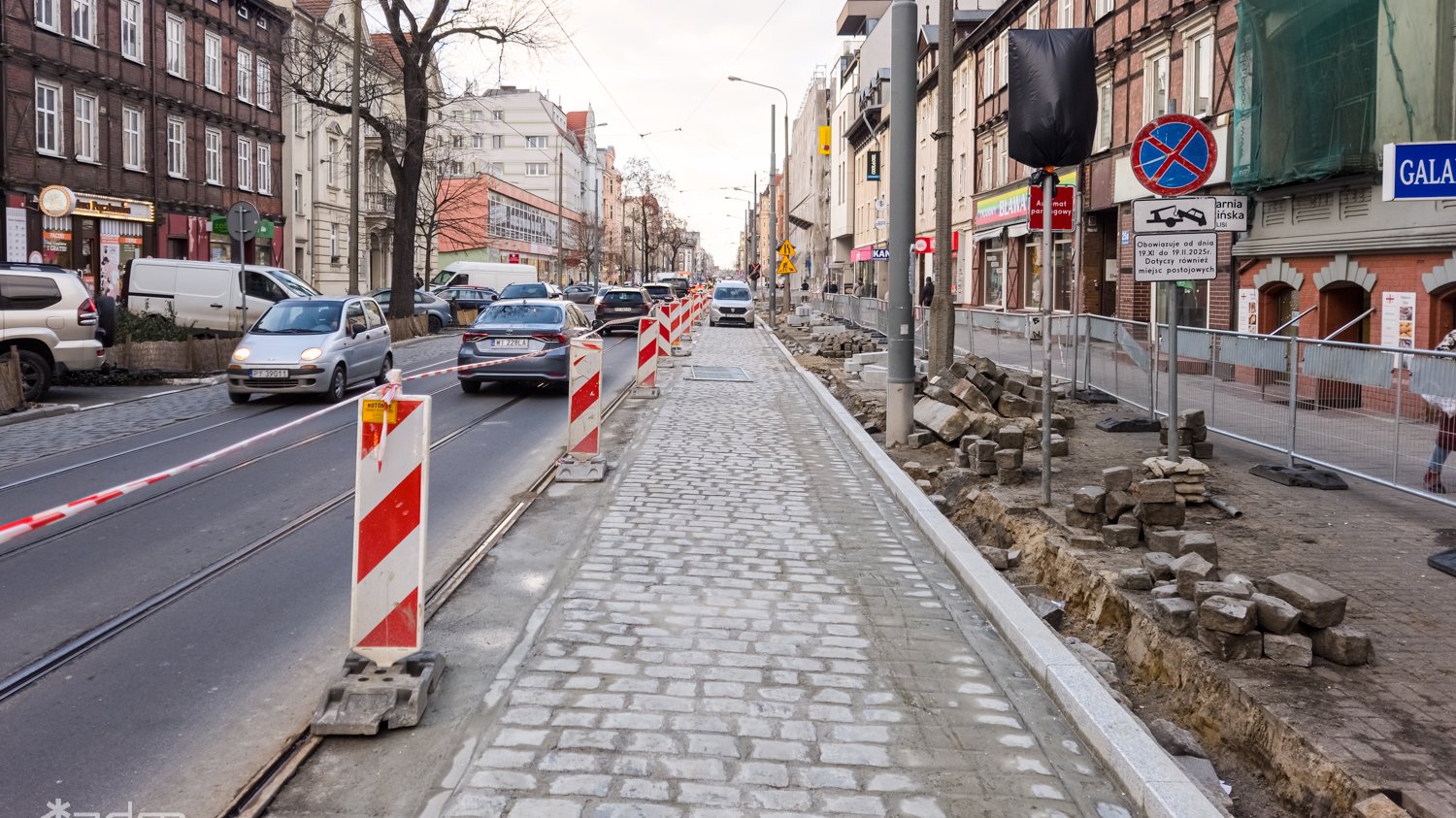 Galeria zdjęć z aktualnych prac przy ul. Dąbrowskiego