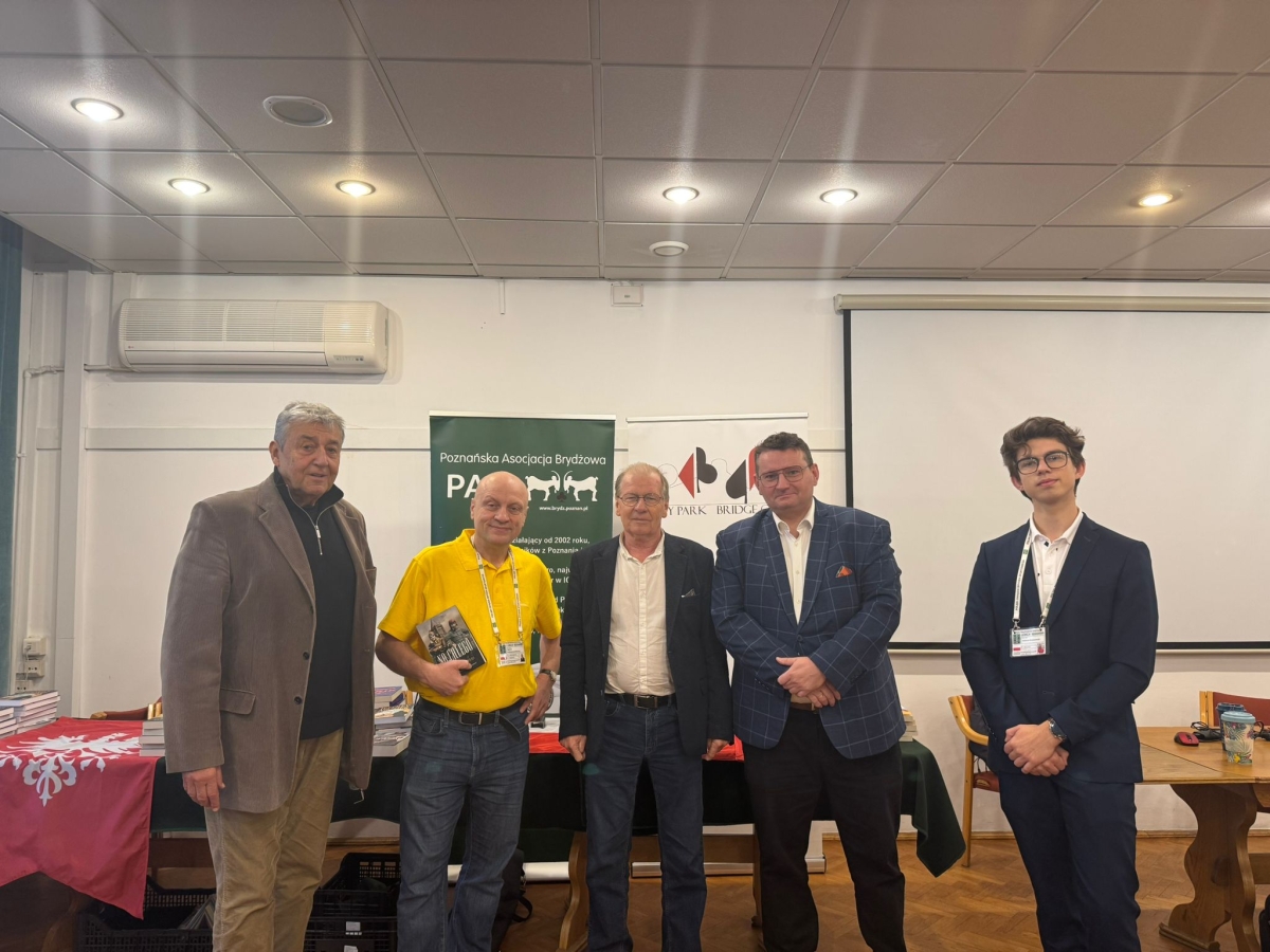 OTP** Pierwszy Poznański Turniej "Pamięci Bohaterów Niepodległości 1918" - od lewej Krzysztof Jordan, Olgierd Rodziewicz-Bielewicz, Marek Szukała, poseł Bartosz Zawieja i Mateusz Kopaszewski - grafika artykułu