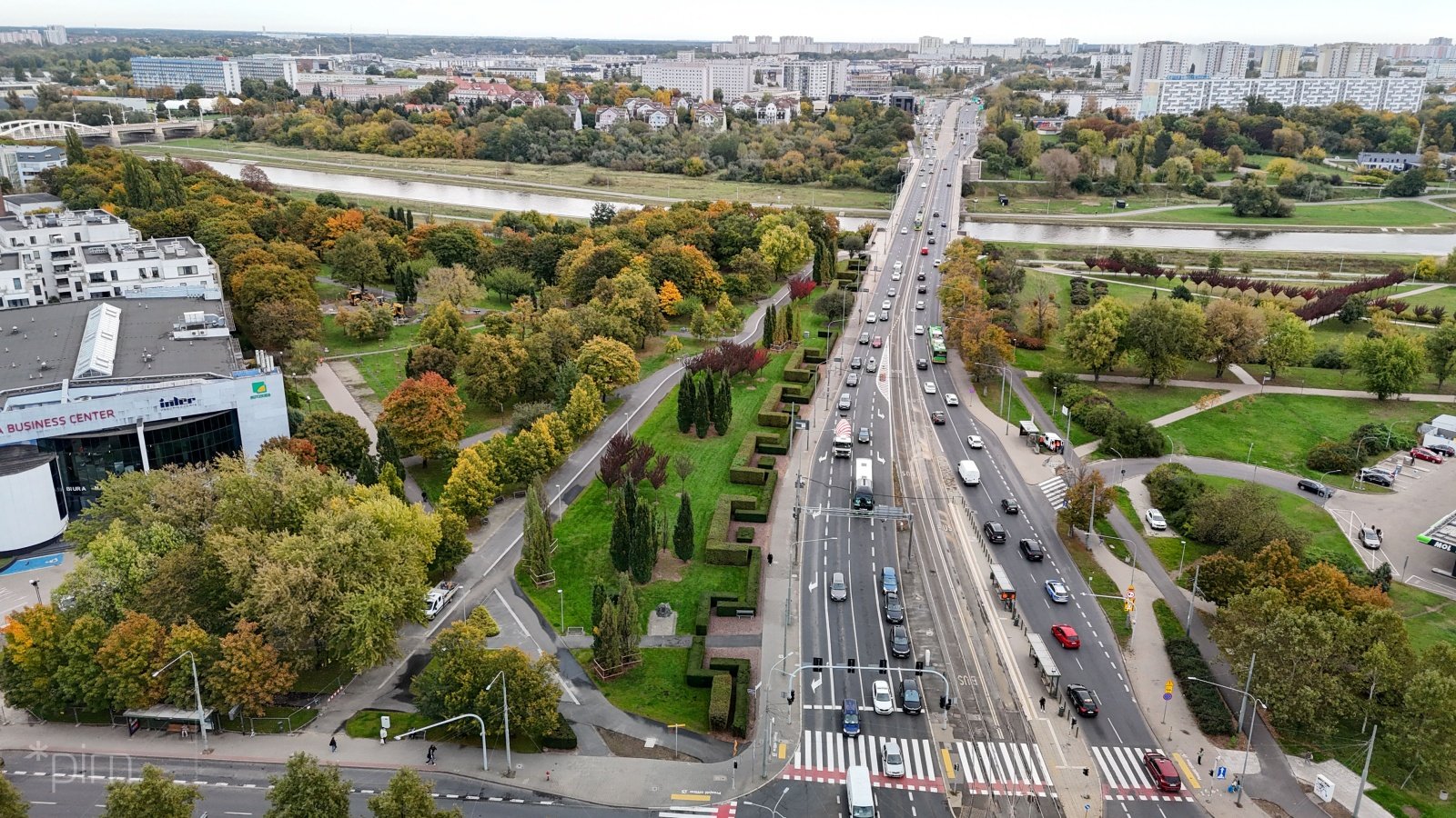 Galeria zdjęć budowanej drogi rowerowej w rejonie ulic Strzeleckiej i Królowej Jadwigi