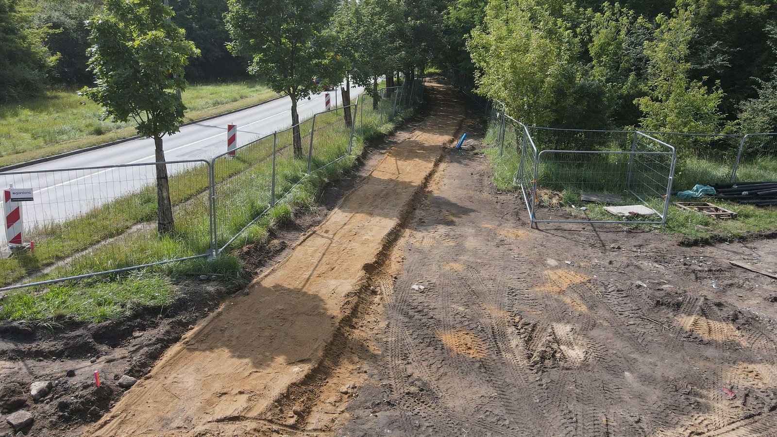 Galeria zdjęć z budowy drogi rowerowej wzdłuż trasy PST