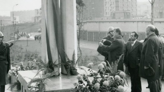 Odsłonięcie pomnika J. Gagarina na Winogradach, 7 listopada 1977 r. Fot. archiwum Kroniki Miasta Poznania