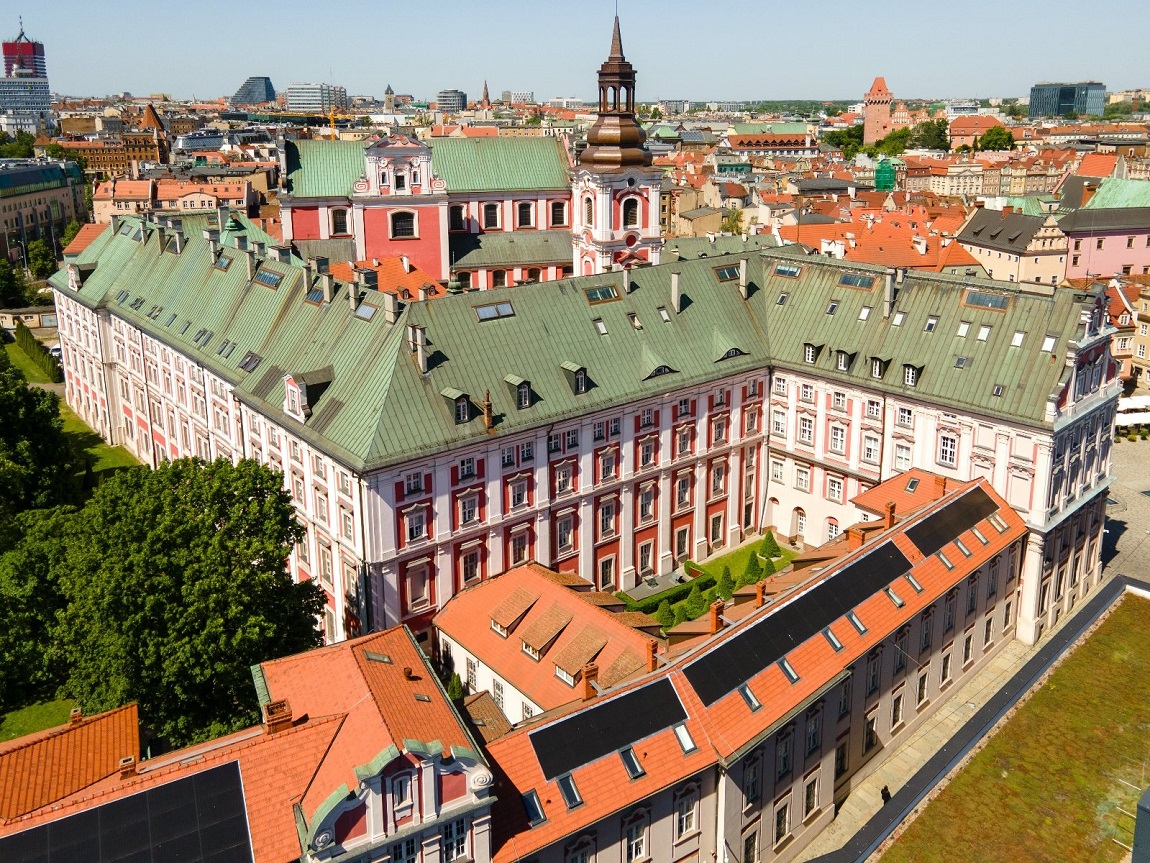 panorama fragmentu śródmieścia poznania - grafika artykułu