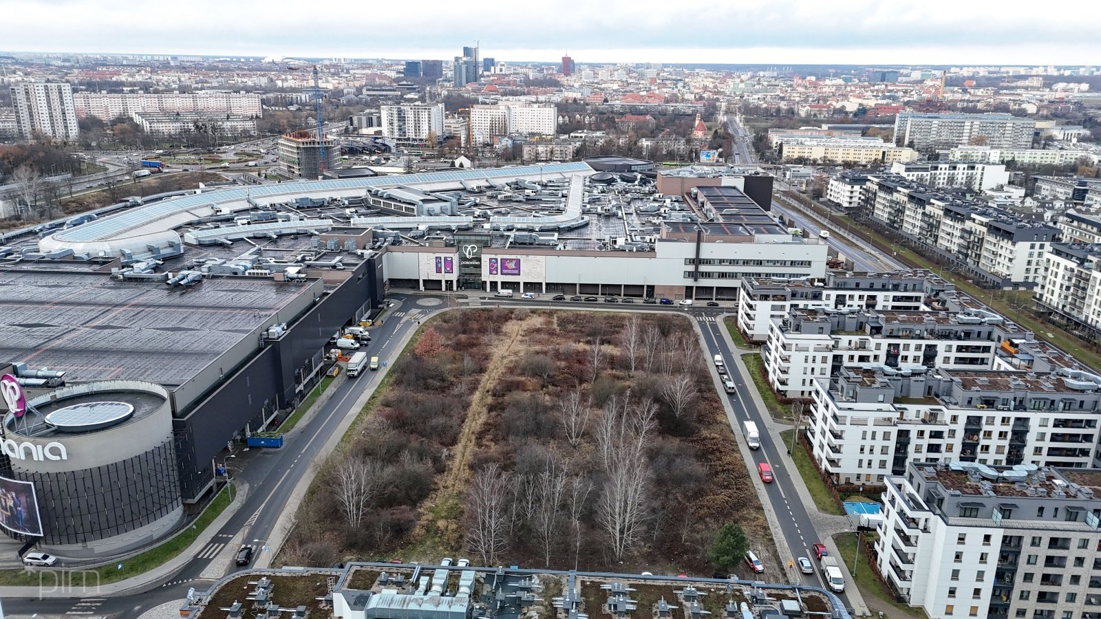 Galeria zdjęć niezagospodarowanego miejsca na Łacinie, gdzie powstanie zbiornik retencyjny i park