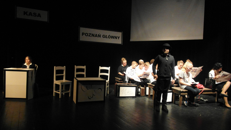 Spektakl POCZEKLANIA w ramach projektu Teatr z klasą