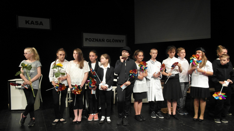 Spektakl POCZEKLANIA w ramach projektu Teatr z klasą