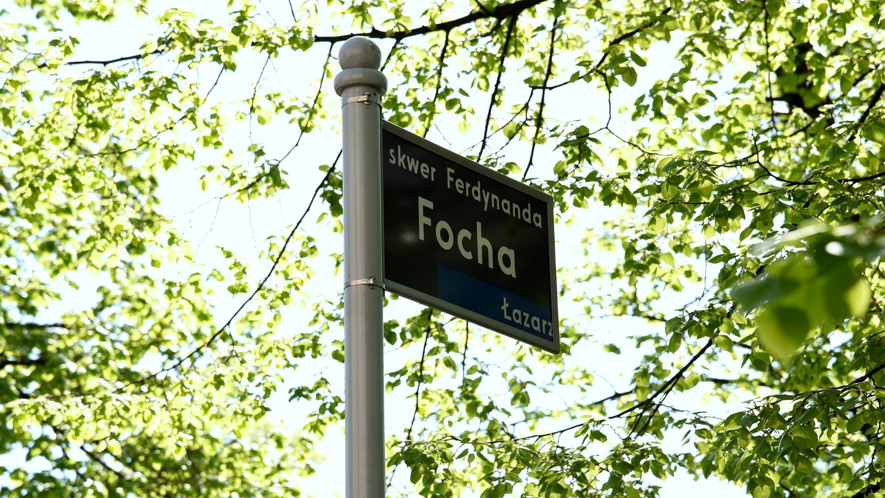 Skwer u zbiegu ulic Matejki i Wyspiańskiego zyskał nowego patrona - został nim marszałek Ferdynand Foch