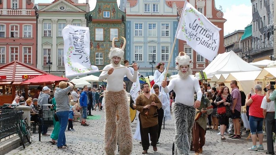 Jarmark Świętojański co roku przyciąga na Stary Rynek tłumy poznaniaków