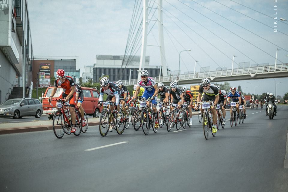 W niedzielę, 23 września odbędzie się V edycja ŠKODA Poznań Bike Challenge/ fot. UCI Gran Fondo World Series‎Poznan Bike Challenge - grafika artykułu