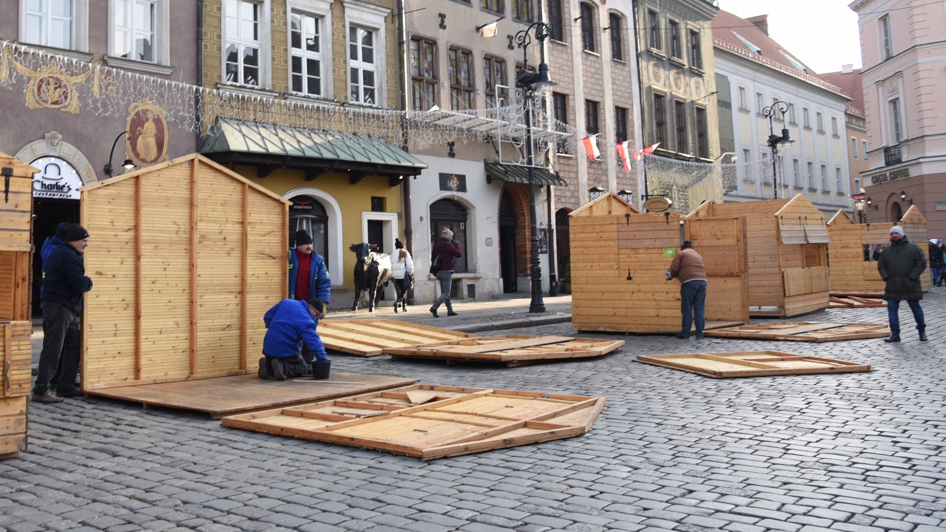 Na Starym Rynku trwają już przygotowania do Betlejem Poznańskiego