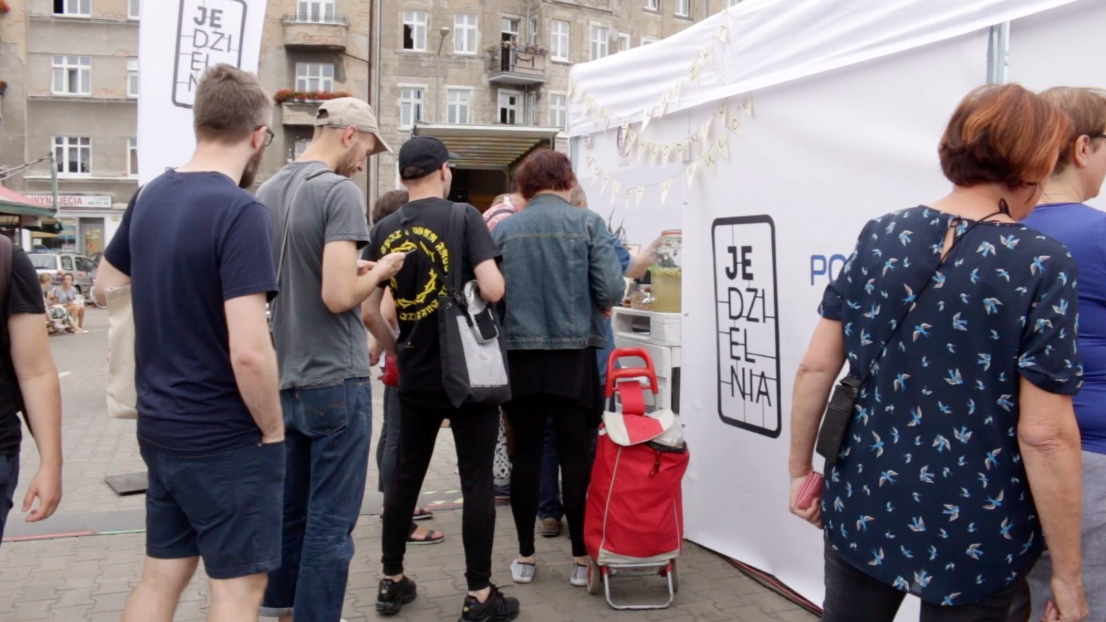 25 maja startuje 2. edycja Jedzielni - kampanii, w ramach której szefowie kuchni serwują swoje dania poza restauracjami/ fot. Jedzielnia