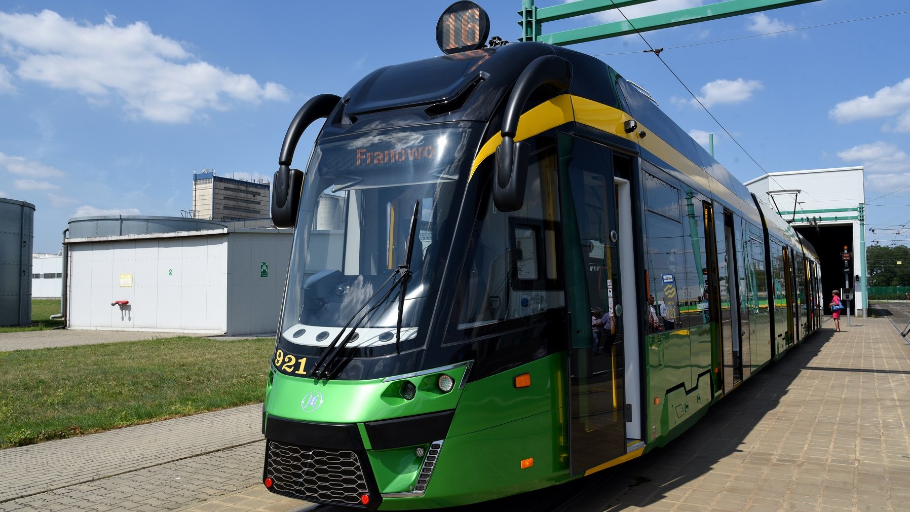 Na początku sierpnia pasażerów w Poznaniu zacznie wozić nowy dwukierunkowy tramwaj Moderus Gamma