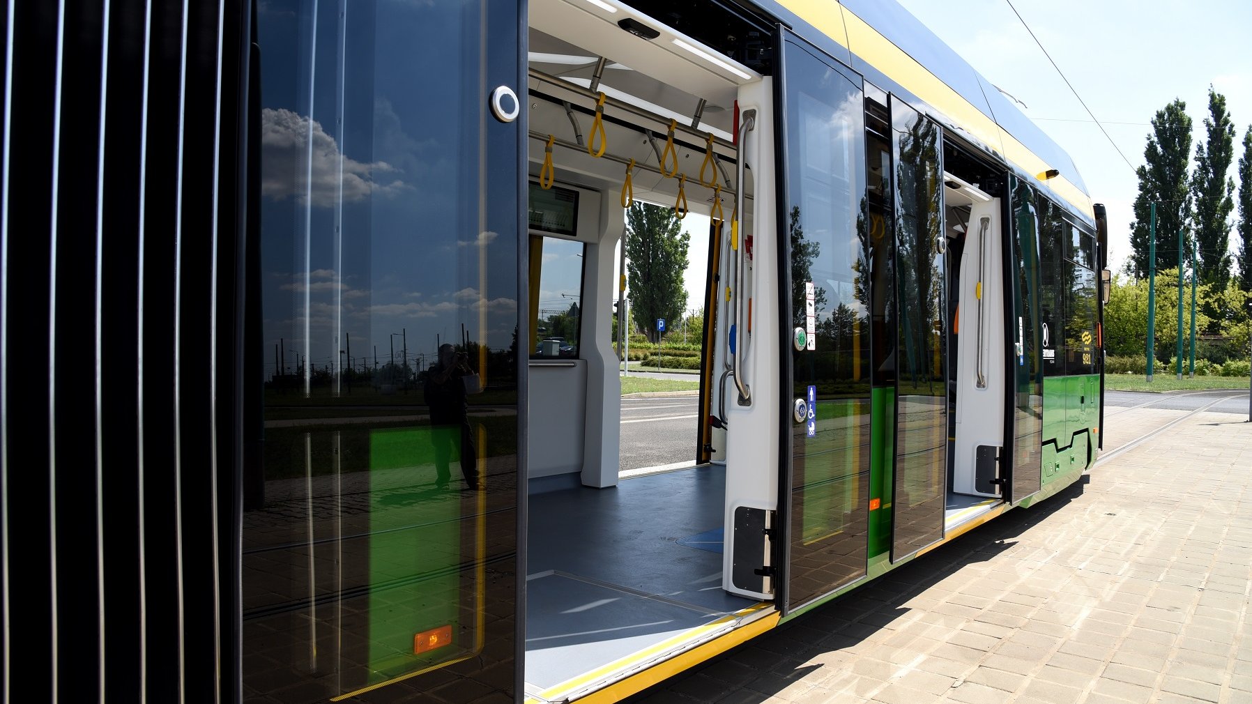 Na początku sierpnia pasażerów w Poznaniu zacznie wozić nowy dwukierunkowy tramwaj Moderus Gamma