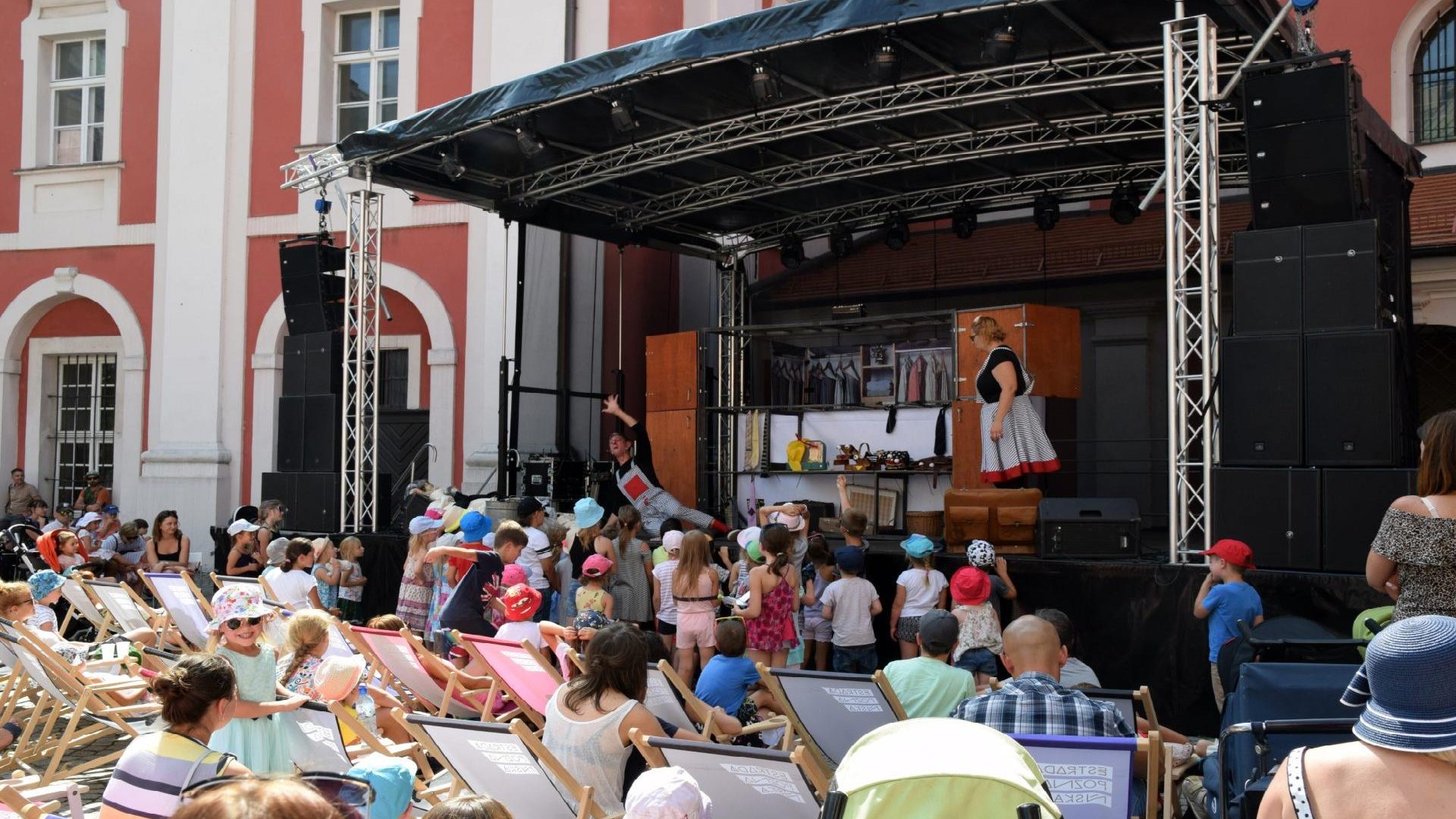 Po raz kolejny Dziedziniec Urzędu Miasta Poznania zamieni się w plenerową scenę teatralną