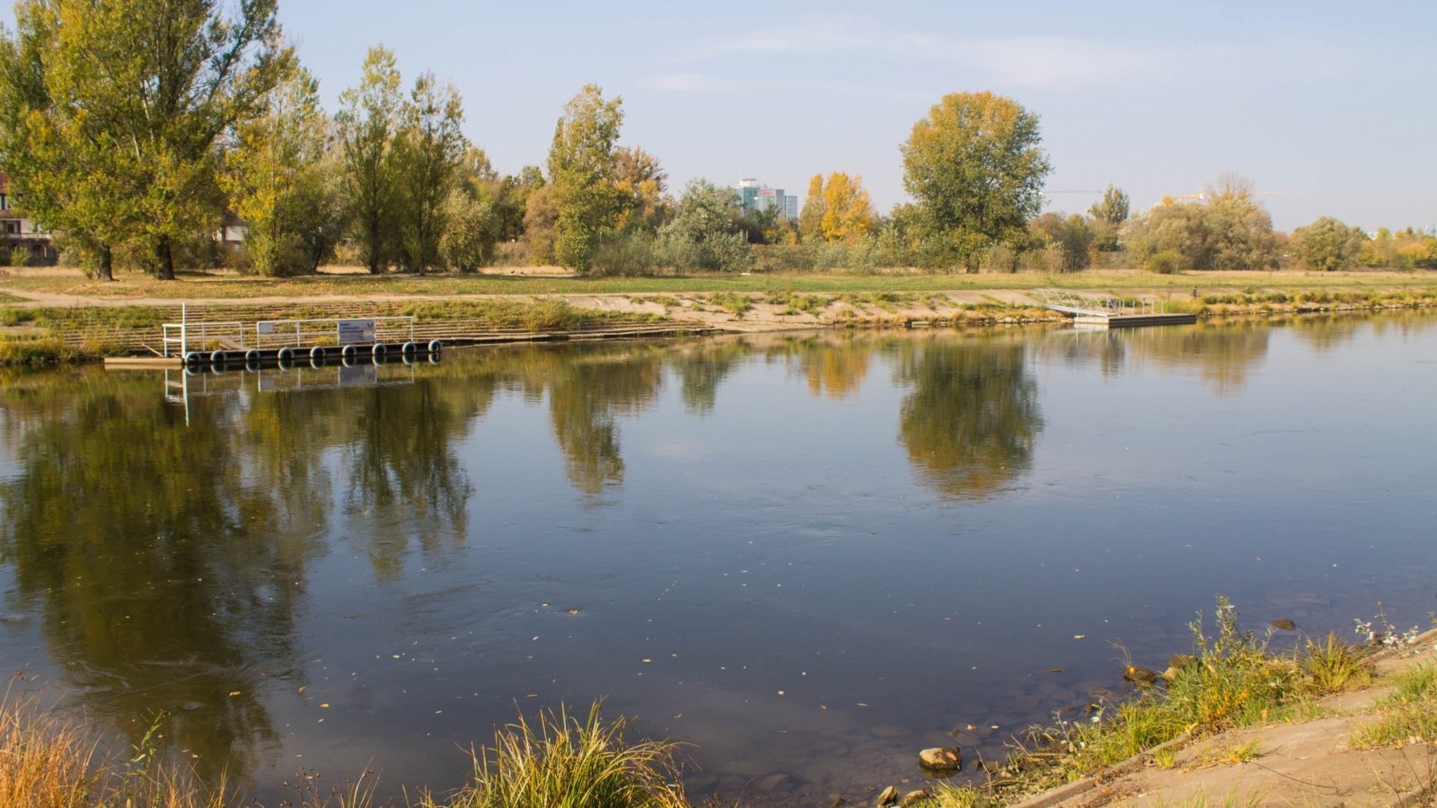 Tereny nad Wartą gdzie powstanie Kładka Piastowska