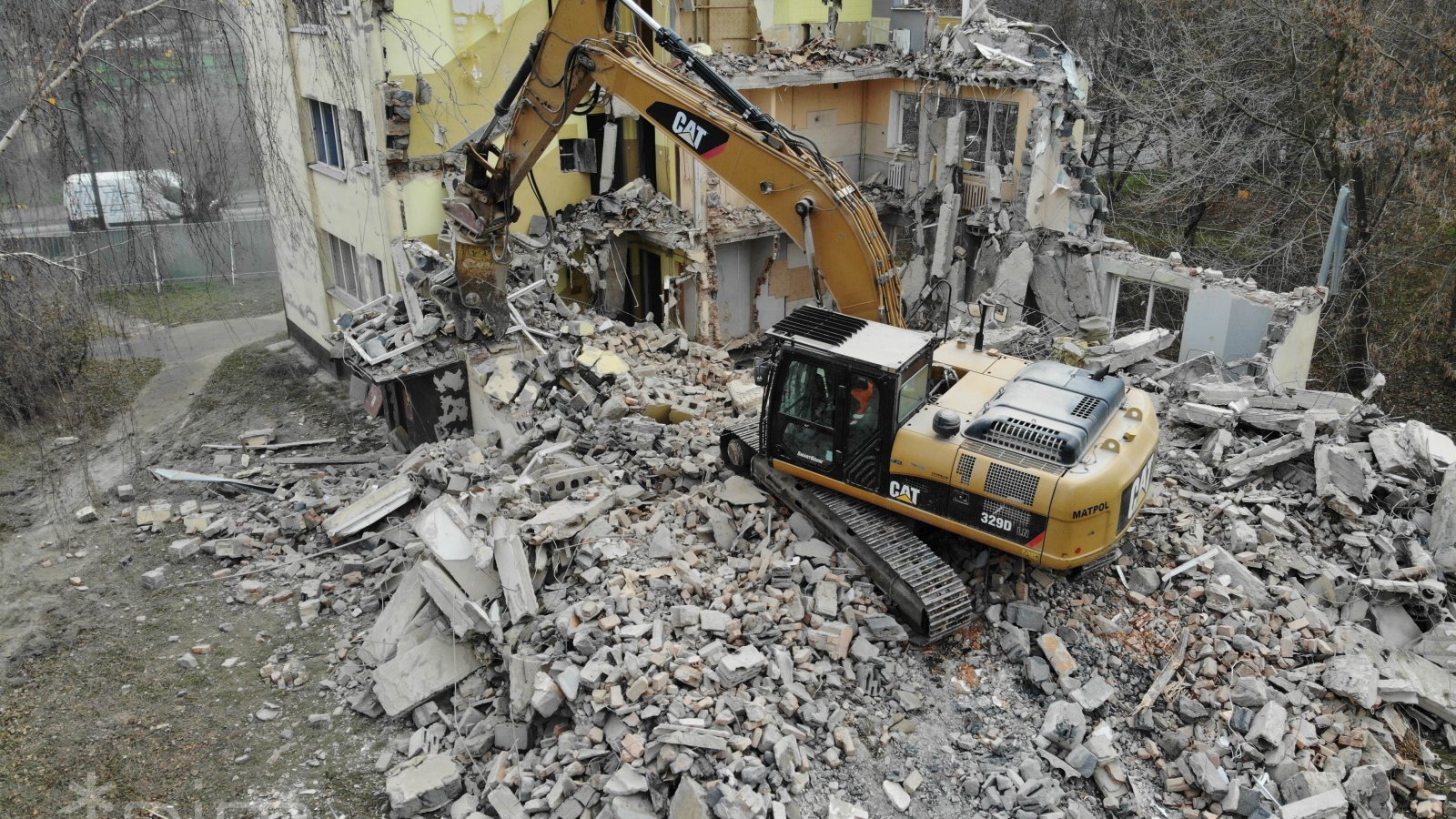 Wyburzenia budynków na trasie tramwaju na Naramowice fot. PIM