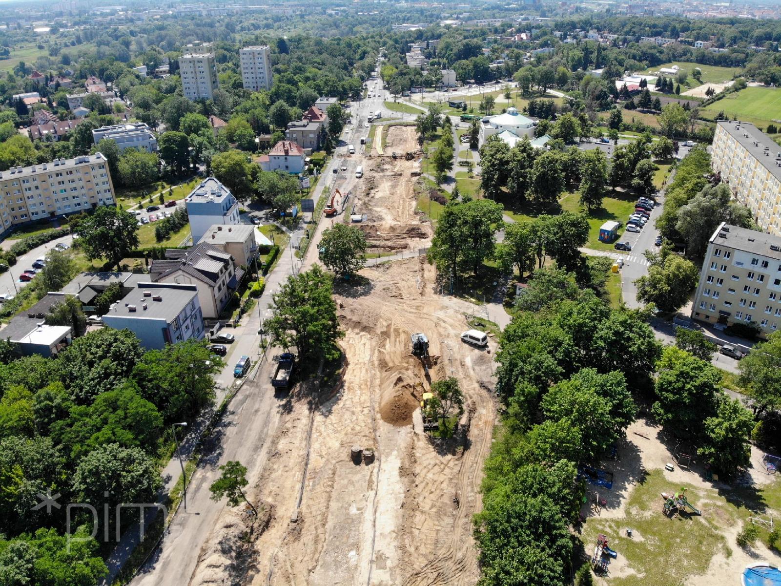 Prace związane z budową nowej trasy tramwajowej na Naramowice postępują i obejmują coraz większy obszar - grafika artykułu