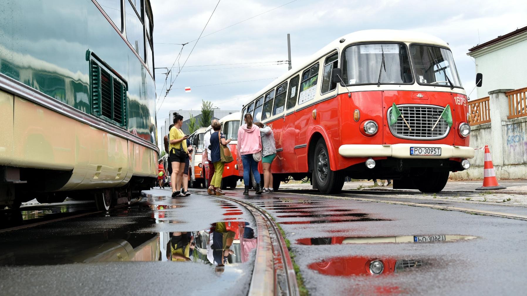 W paradzie jubileuszowej wzięło udział 25 pojazdów.