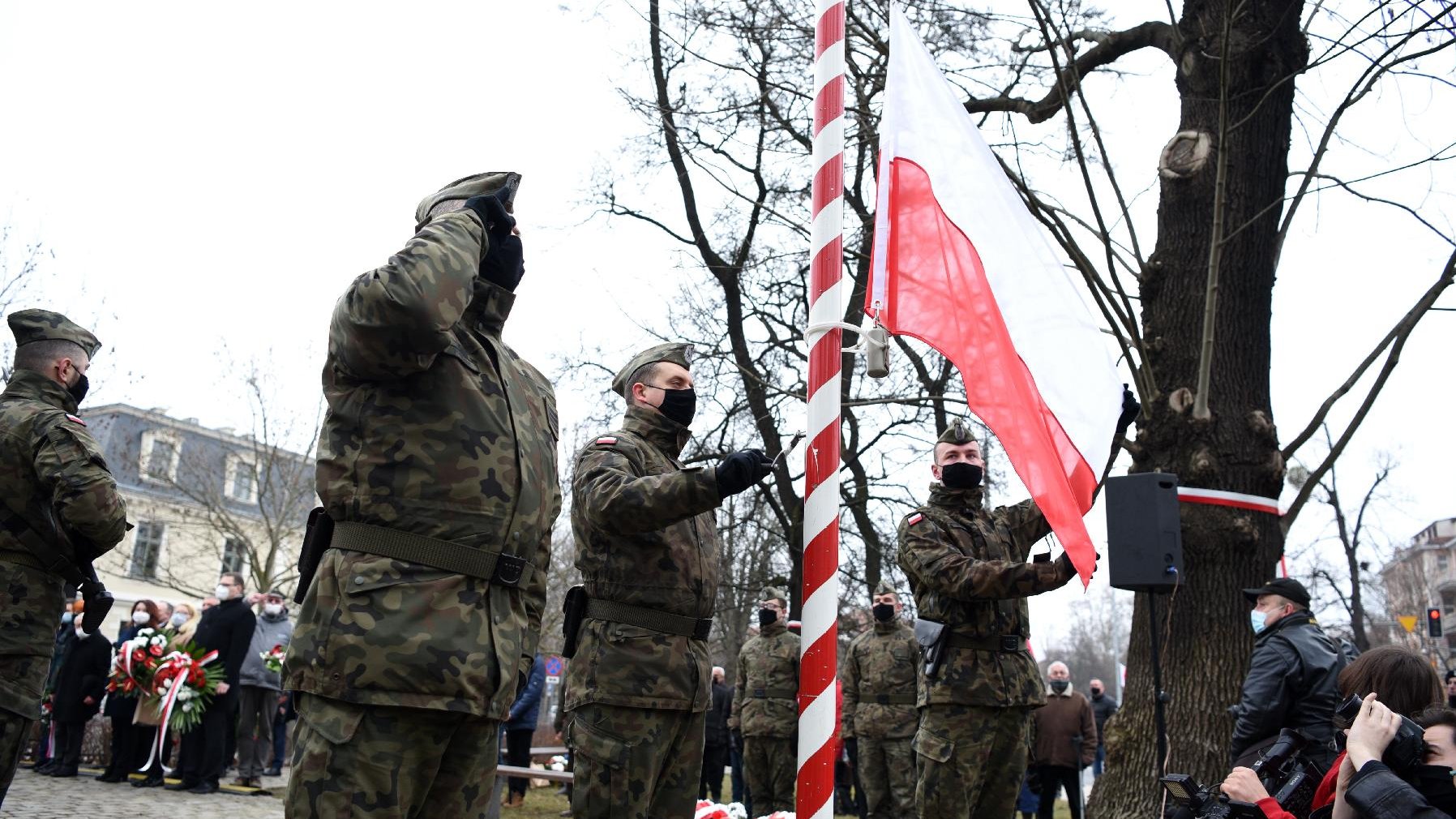 Galeria zdjęć przedstawia obchody Narodowego Dnia Pamięci "Żołnierzy Wyklętych".