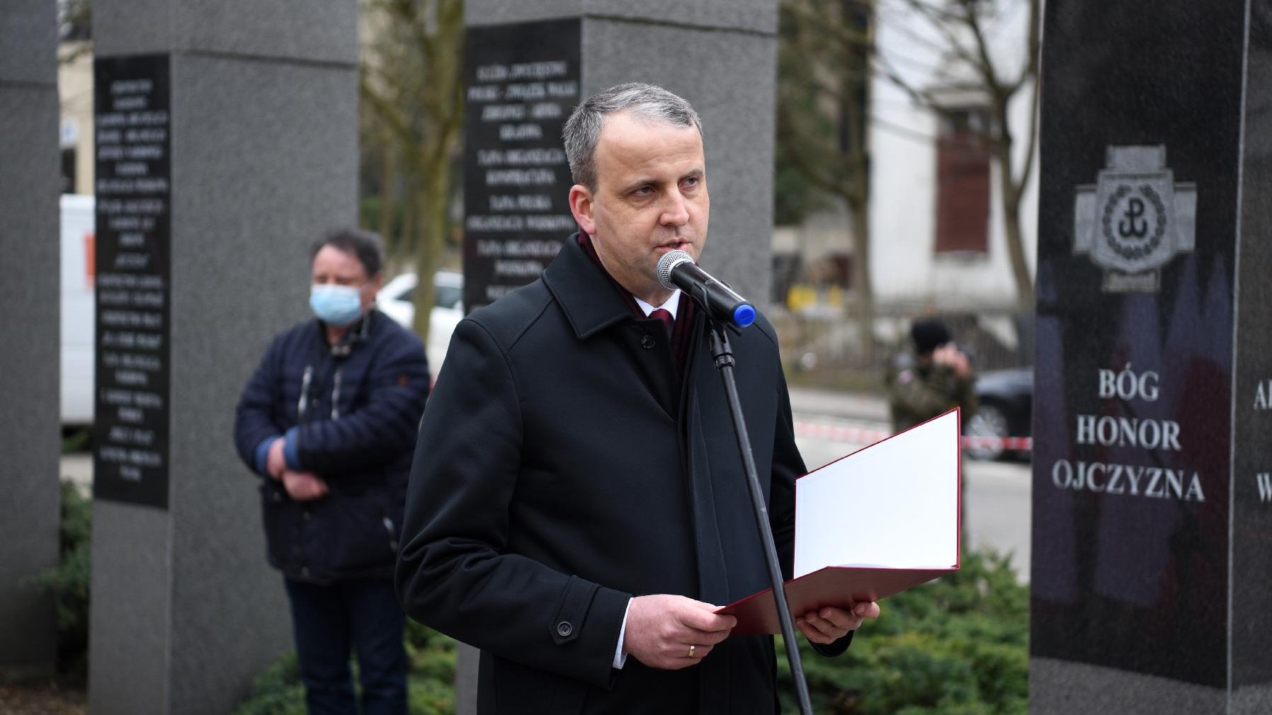 Galeria zdjęć przedstawia obchody Narodowego Dnia Pamięci "Żołnierzy Wyklętych".