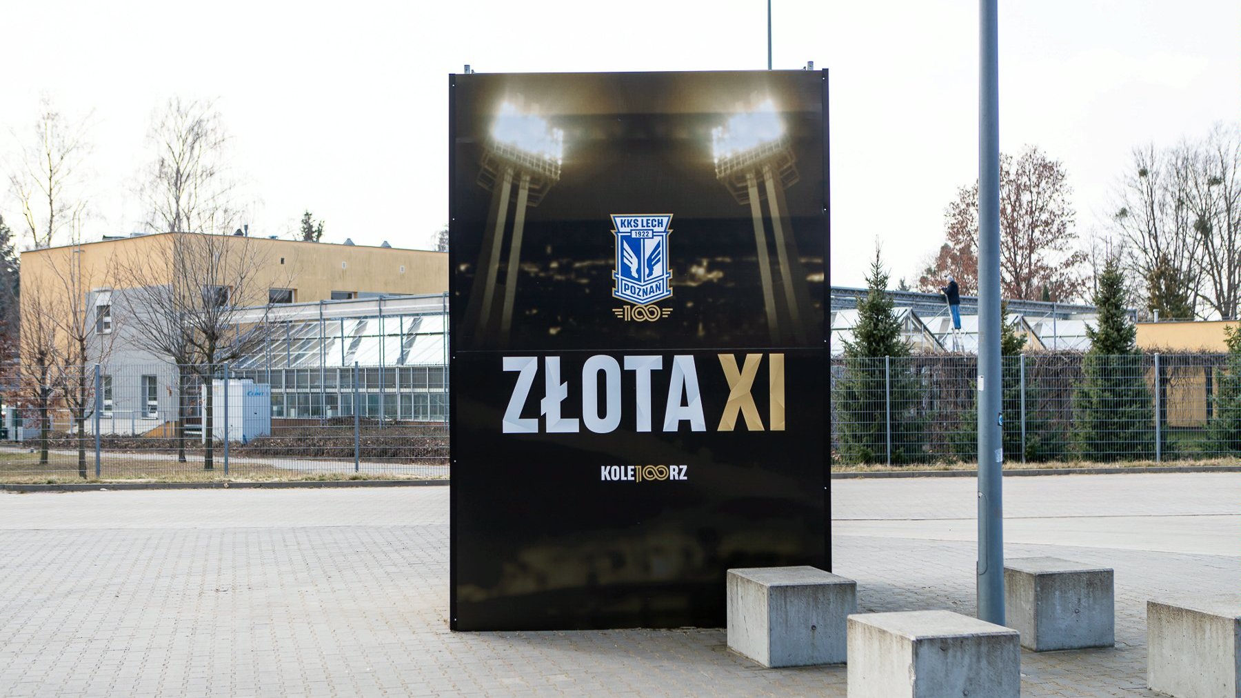 Spcjelna kostka pod stadionem przy ul. Bułgraskiej