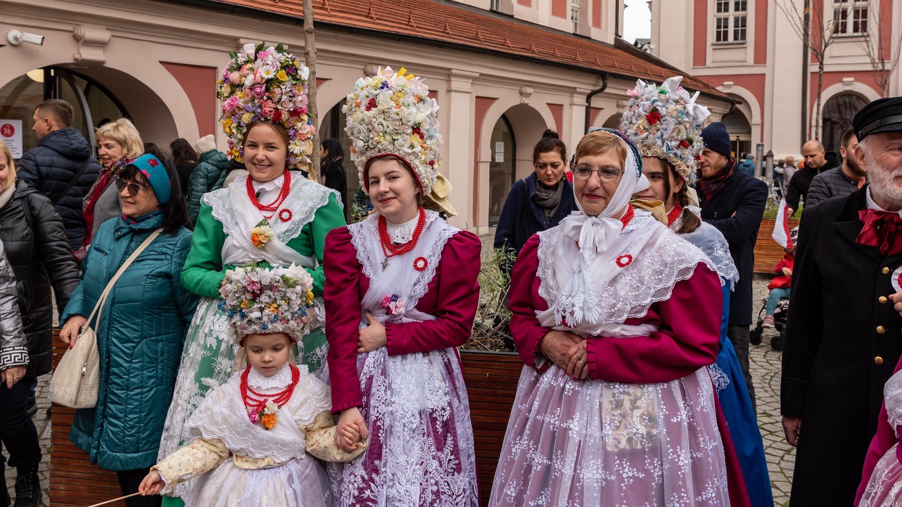 Galeria zdjęć przedstawia obchody 11 listopada w Poznaniu.