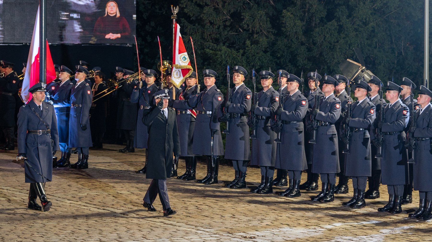 Galeria zdjęć przedstawia obchody Narodowego Dnia Zwycięskiego Powstania Wielkopolskiego w Poznaniu.