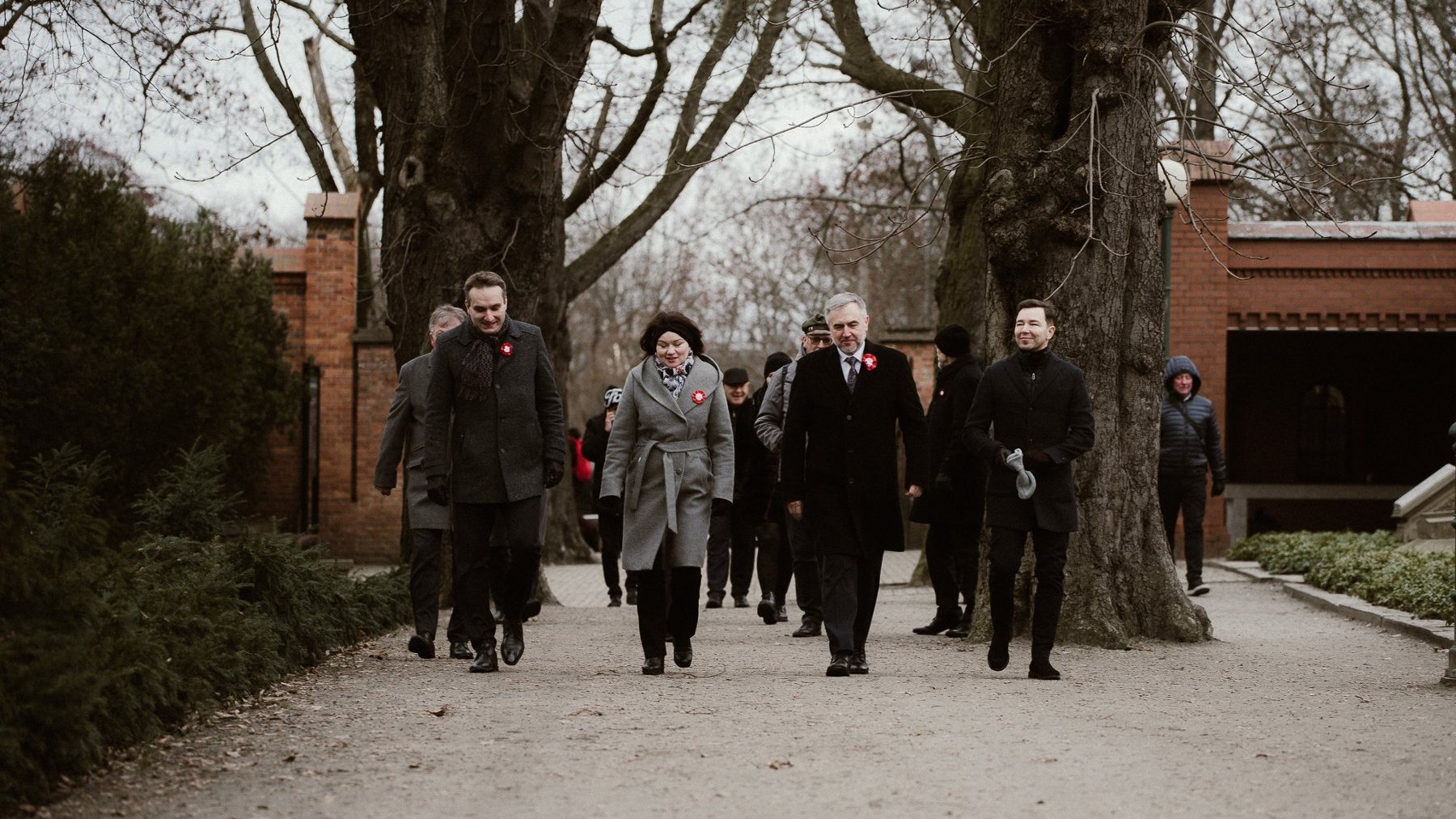 Galeria zdjęć przedstawia obchody Narodowego Dnia Zwycięskiego Powstania Wielkopolskiego w Poznaniu.