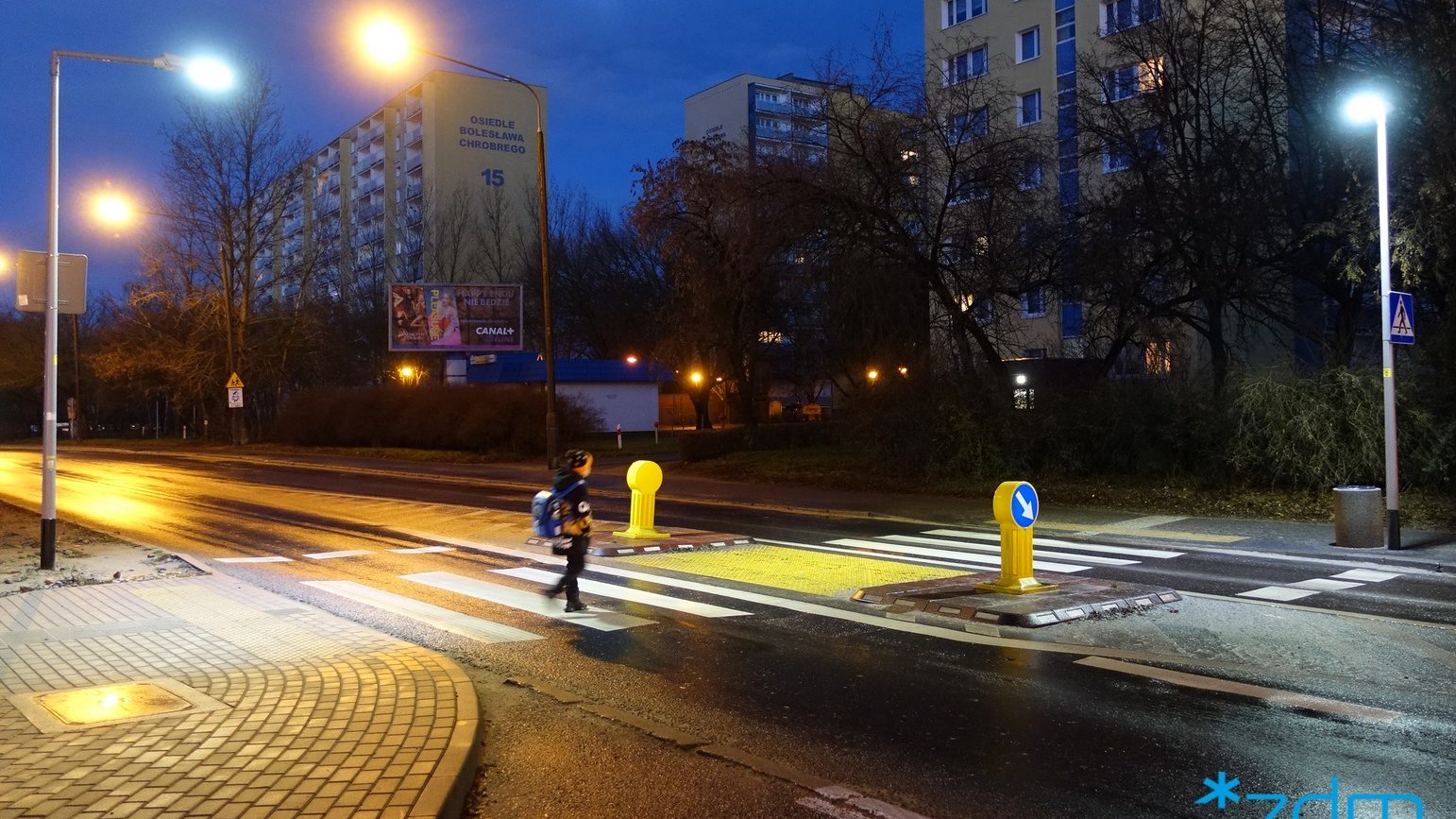 Doświetlone przejście dla pieszych przy ul. Kurpińskiego