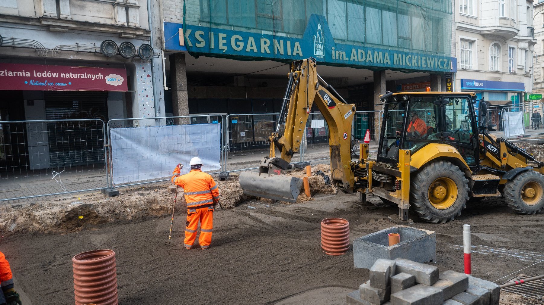 Galeria zdjęć z prac prowadzonych w centrum