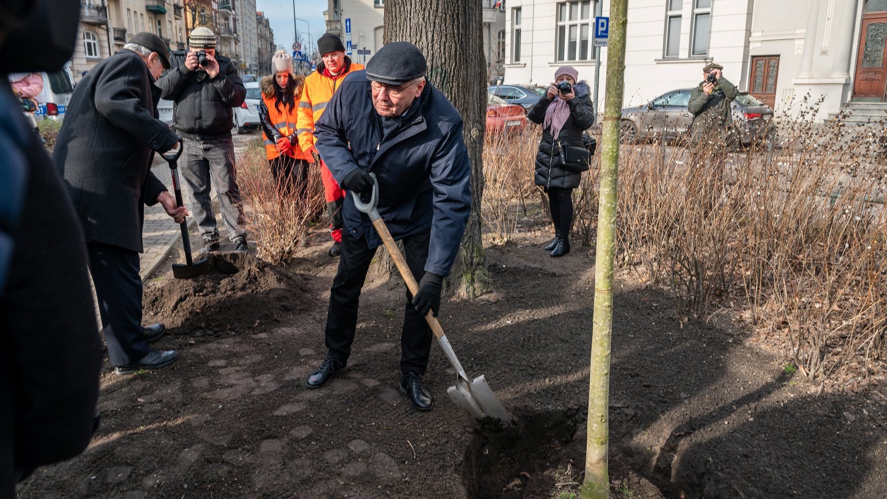 Galeria zdjęć przedstawia uroczystości z okazji 104. rocznicy podpisania rozejmu w Trewirze