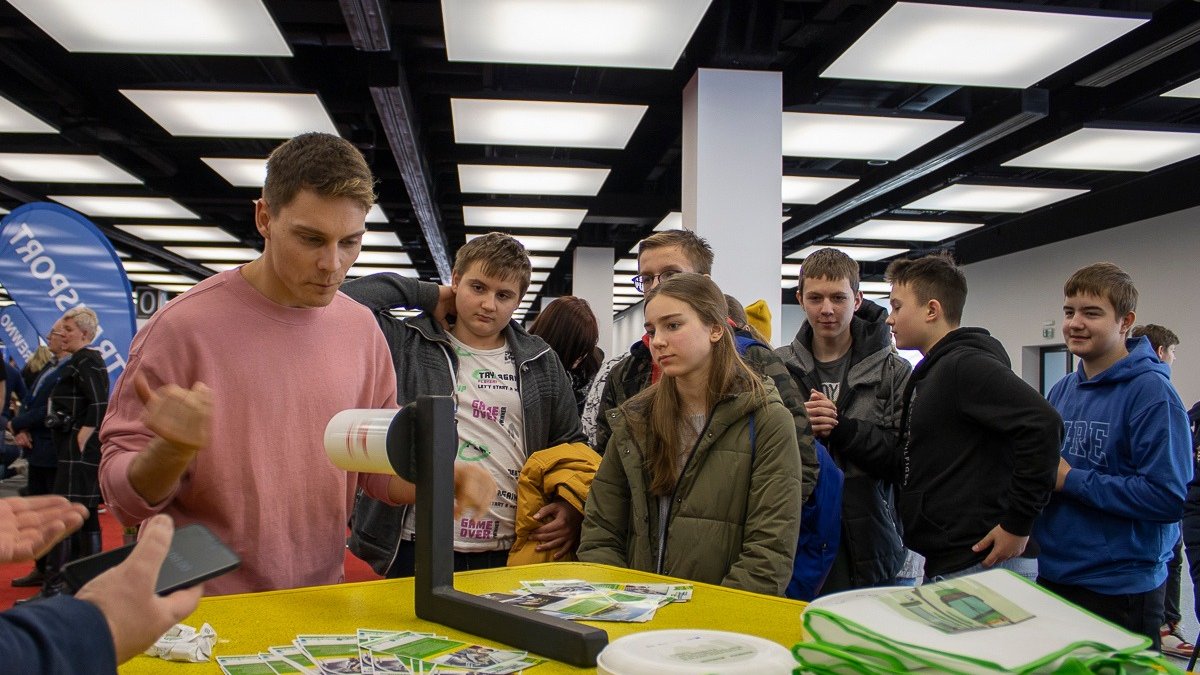 Galeria zdjęć ze stoiska MPK Poznań na Arenie Zawodów