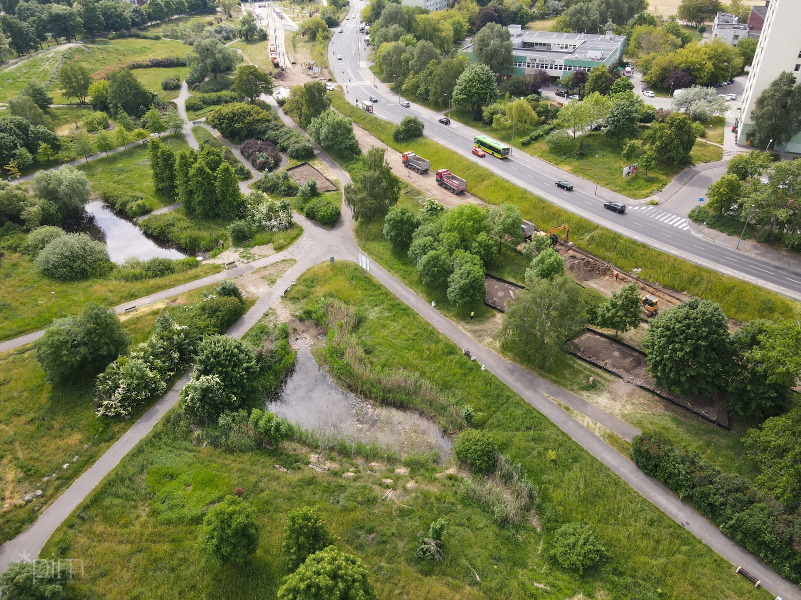 Galeria zdjęć z budowy nowych siedlisk dla traszek - grafika artykułu